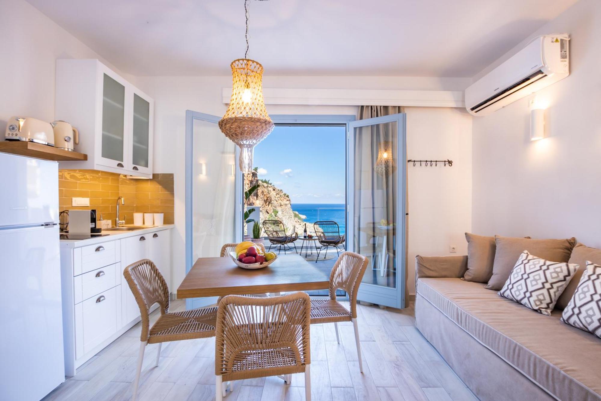 Yploui Suites Karpathos Buitenkant foto