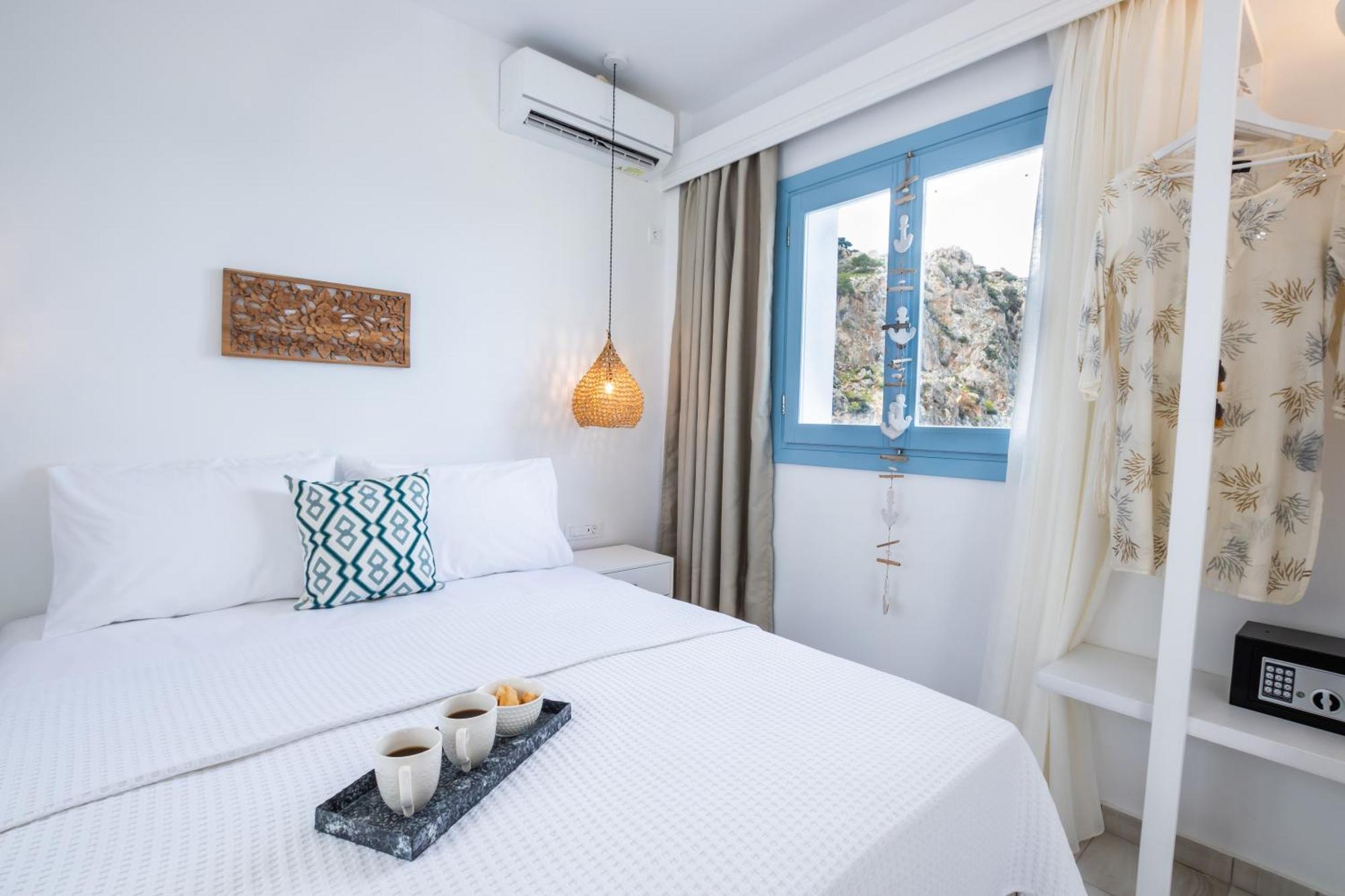 Yploui Suites Karpathos Buitenkant foto