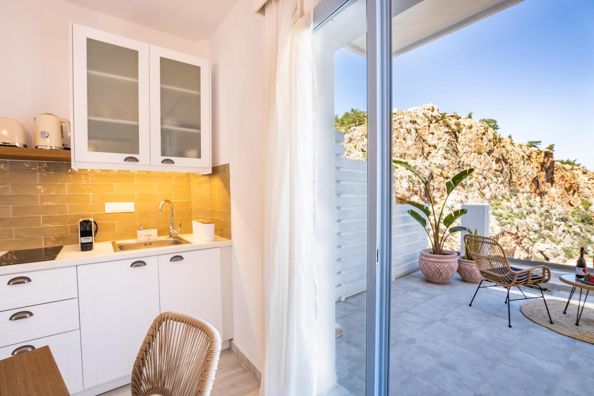 Yploui Suites Karpathos Buitenkant foto