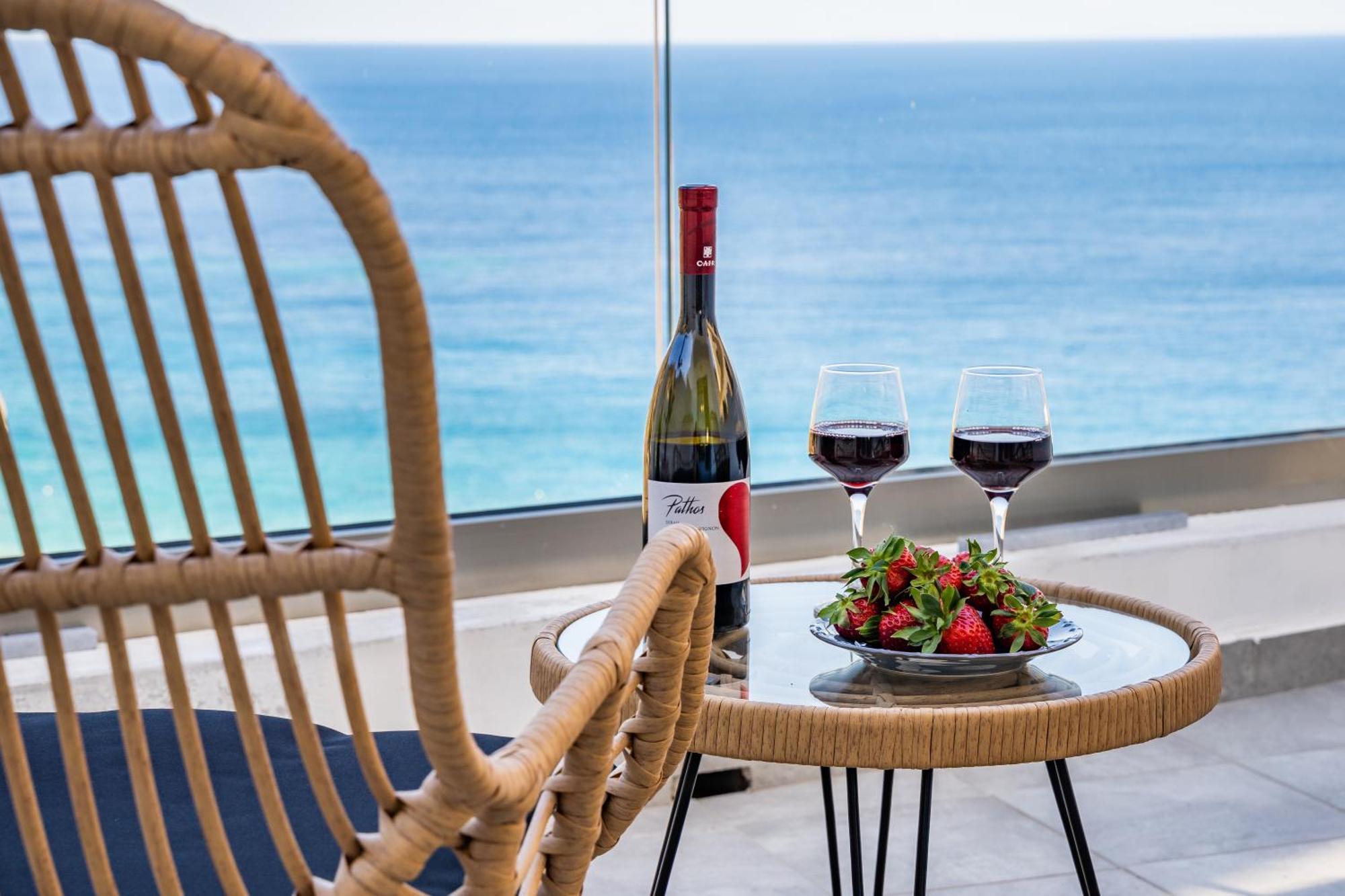 Yploui Suites Karpathos Buitenkant foto